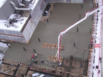 pour-2